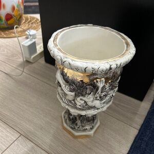 Capodimonte Marked  Pedestal Vase 9 1/2” H Used Good Condition